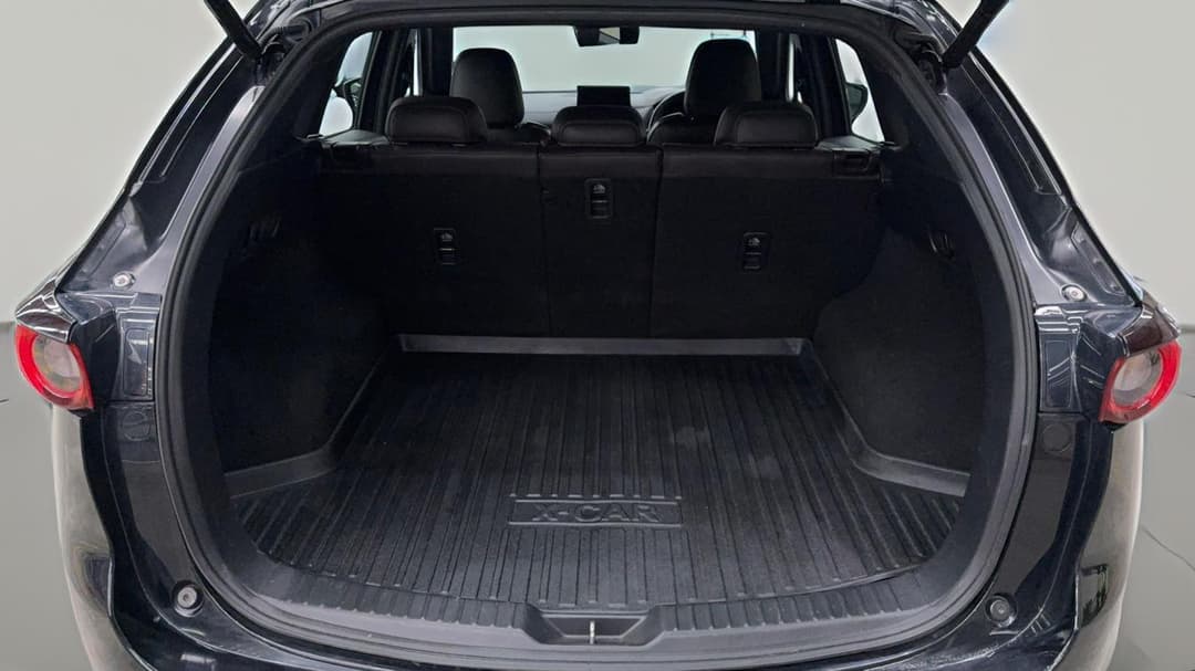 2020 Mazda CX-5 Akera (4x4), Automatic, 70226 km, Boot Inside View