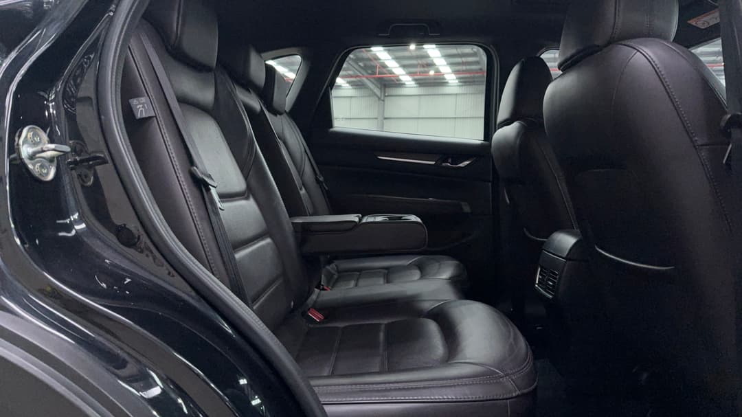 2020 Mazda CX-5 Akera (4x4), Automatic, 70226 km, Right Side Rear Door Cabin View