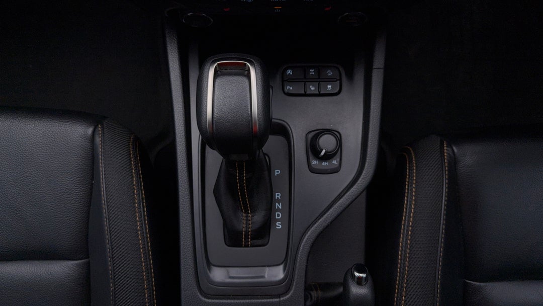 2021 Ford Ranger Wildtrak 2.0 (4x4), Automatic, 117979 km, Gear Lever 