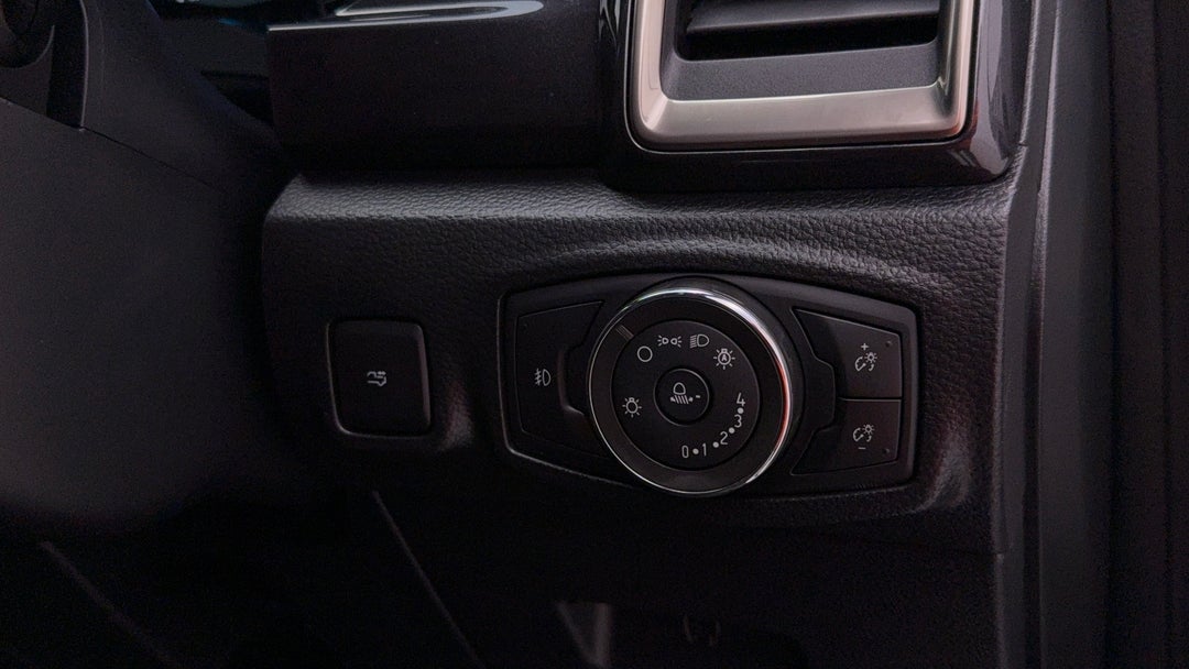 2021 Ford Ranger Wildtrak 2.0 (4x4), Automatic, 117979 km, Utility Switches/Buttons