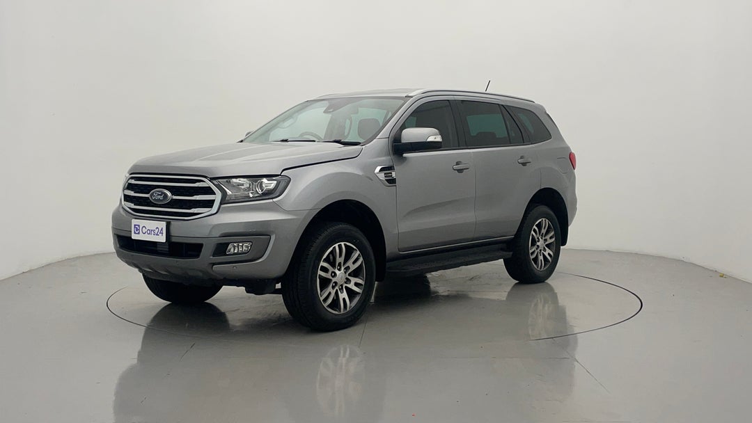 Left Front Diagonal (45- Degree) View