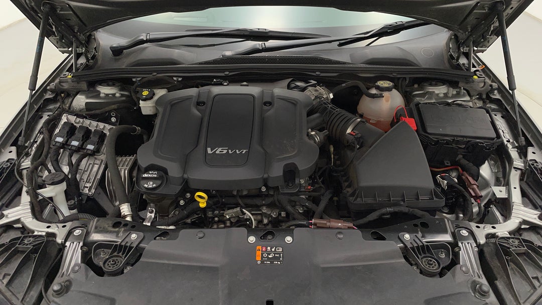 Open Bonnet (Engine)