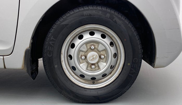 2015 Hyundai Eon ERA PLUS, Petrol, Manual, 21,690 km, Right Front Wheel