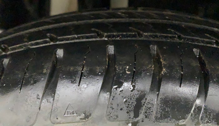2019 Maruti Swift LXI, Petrol, Manual, 31,466 km, Right Rear Tyre Tread