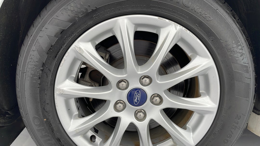 2016 Ford Mondeo Ambiente Tdci, Automatic, 57498 km, Wheels Rim Rear RHS Scratch