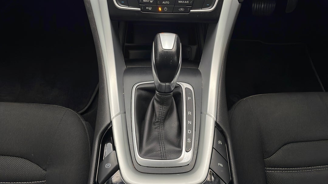2016 Ford Mondeo Ambiente Tdci, Automatic, 57498 km, Gear Lever 