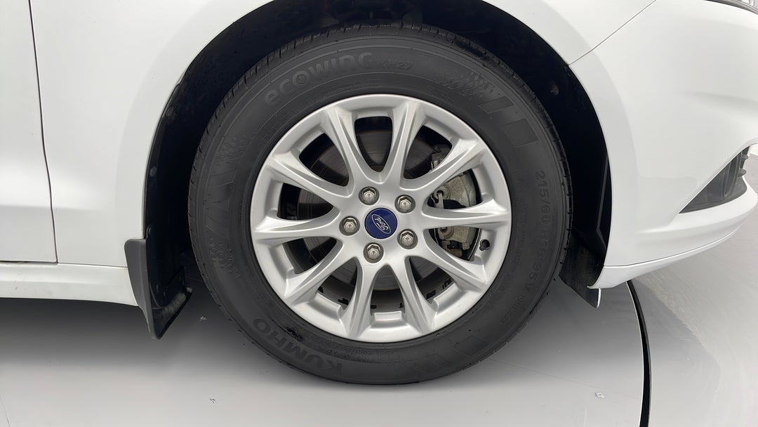 2016 Ford Mondeo Ambiente Tdci, Automatic, 57498 km, Right Front Wheel