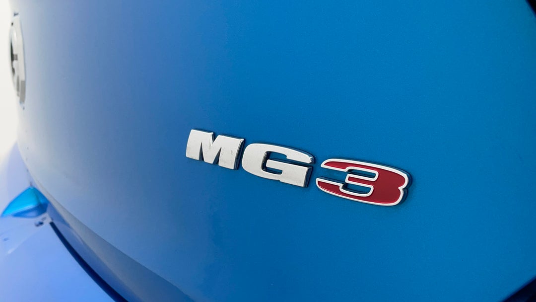 Badge (Boot Right Side)