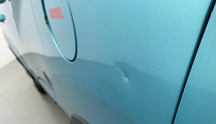 2016 Mahindra Kuv100 K8 D 6 STR, Diesel, Manual, 97,857 km, Left quarter panel - Slightly dented