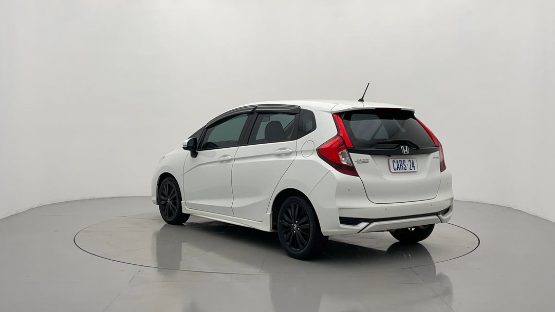 Left Back Diagonal (45- Degree) View