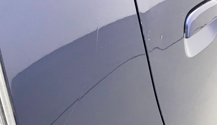 2015 Maruti Wagon R Stingray VXI, Petrol, Manual, 52,524 km, Right quarter panel - Minor scratches