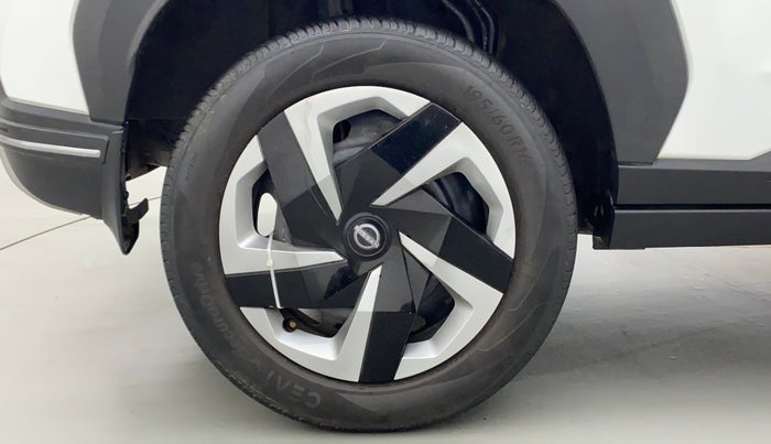 2021 Nissan MAGNITE XL TURBO, Petrol, Manual, 33,024 km, Right Rear Wheel