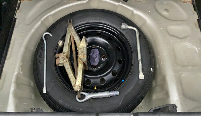2018 Maruti Swift VXI D, Petrol, Manual, 31,342 km, Spare Tyre