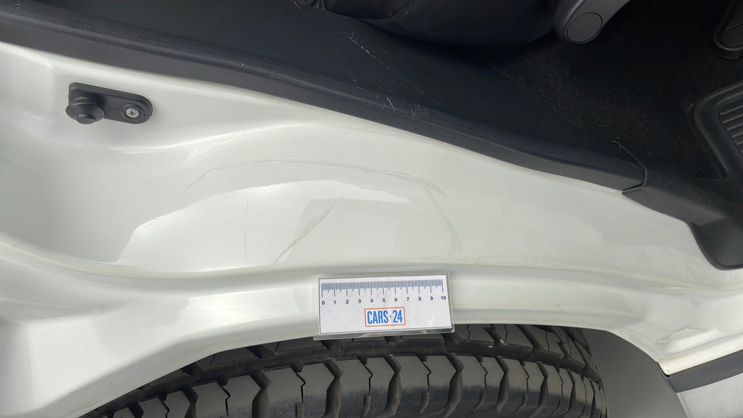 Door Sills Rear RHS Scratch