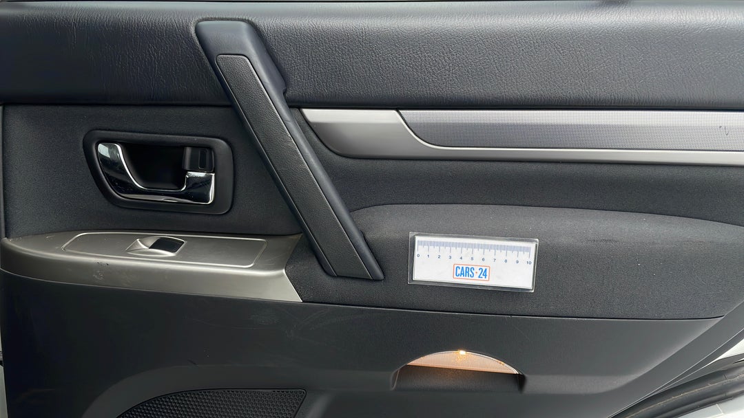 Door Interior Rear RHS Scuff