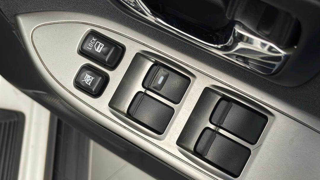 Drivers Side Door Panel Controls