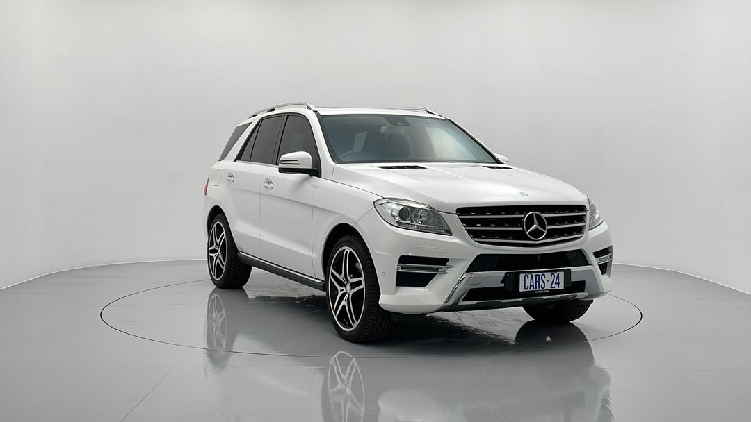 Right Front Diagonal (45- Degree) View