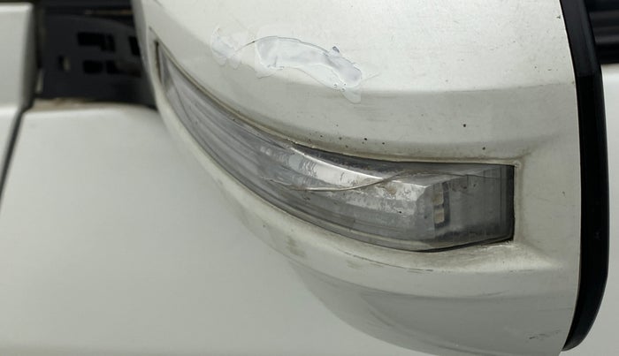 2016 Maruti Swift Dzire VDI ABS, Diesel, Manual, 94,706 km, Left rear-view mirror - Indicator light has minor damage