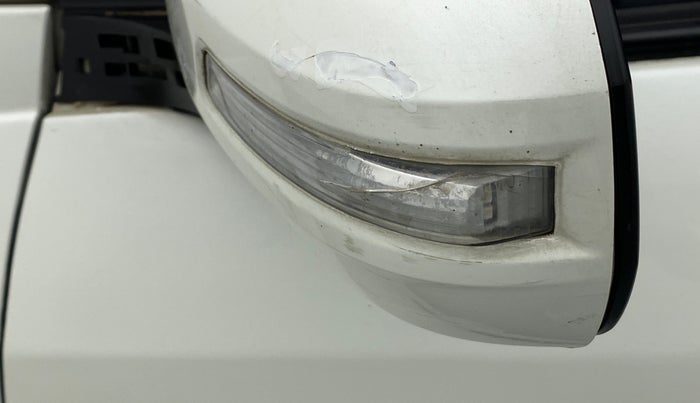 2016 Maruti Swift Dzire VDI ABS, Diesel, Manual, 94,706 km, Left rear-view mirror - Indicator light not working