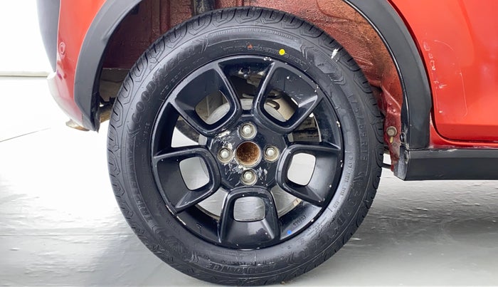 2019 Maruti IGNIS ALPHA 1.2 K12 AMT, Petrol, Automatic, 59,936 km, Right Rear Wheel