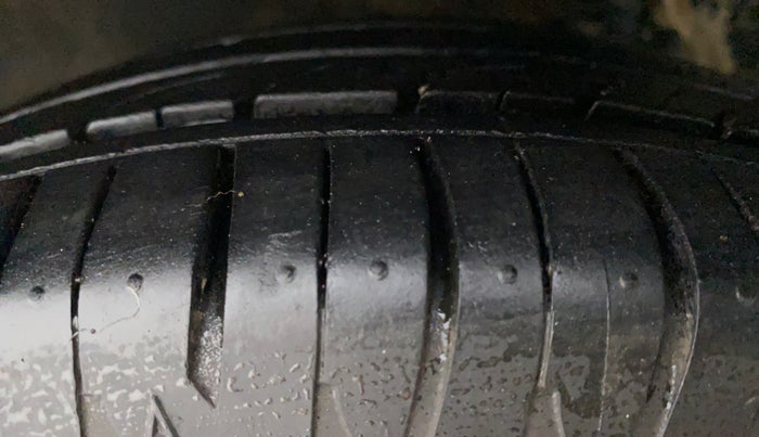 2012 Maruti Alto K10 VXI, Petrol, Manual, 73,489 km, Left Front Tyre Tread