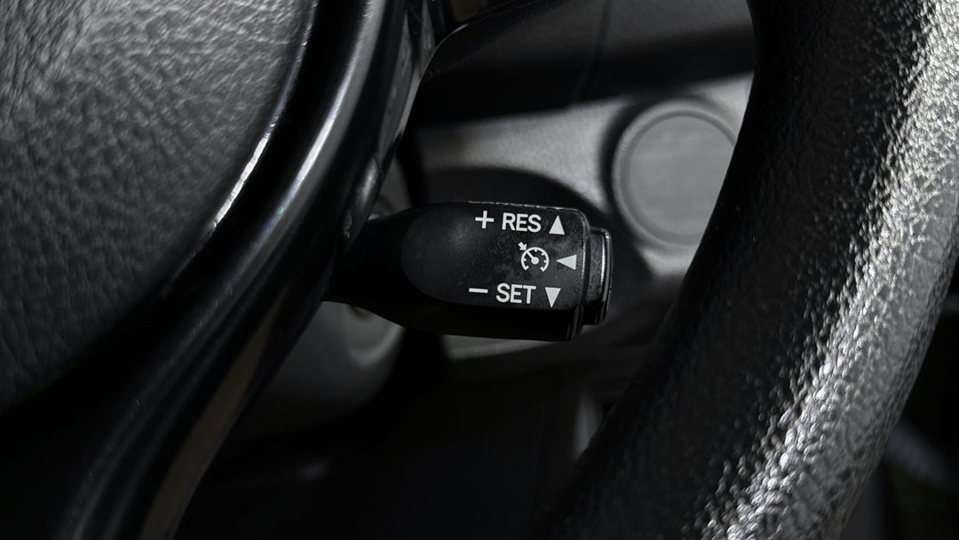 2017 Toyota Yaris Ascent, Automatic, 46118 km, Cruise Control