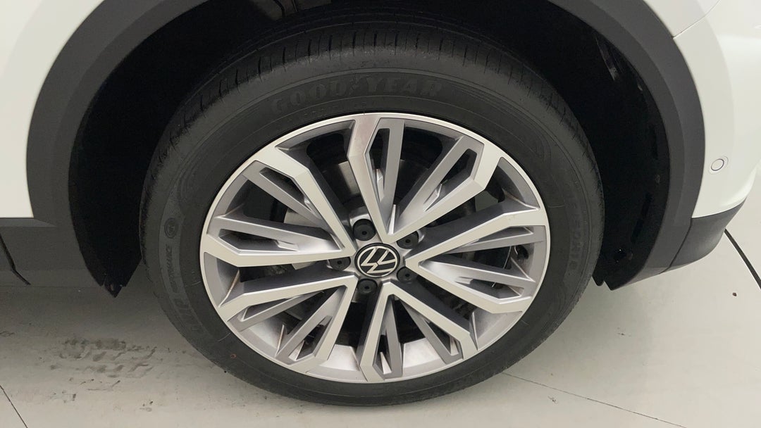 2021 Volkswagen T-roc 110tsi Style, Automatic, 57086 km, Right Front Wheel