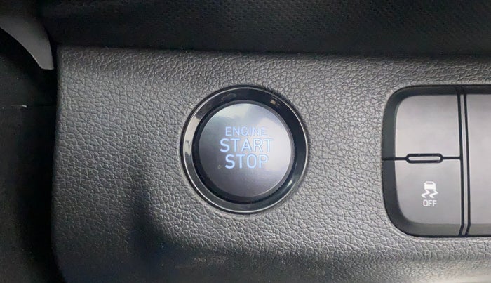 2020 Hyundai VENUE SX PLUS 1.0 TURBO DCT, Petrol, Automatic, 25,400 km, Keyless Start/ Stop Button