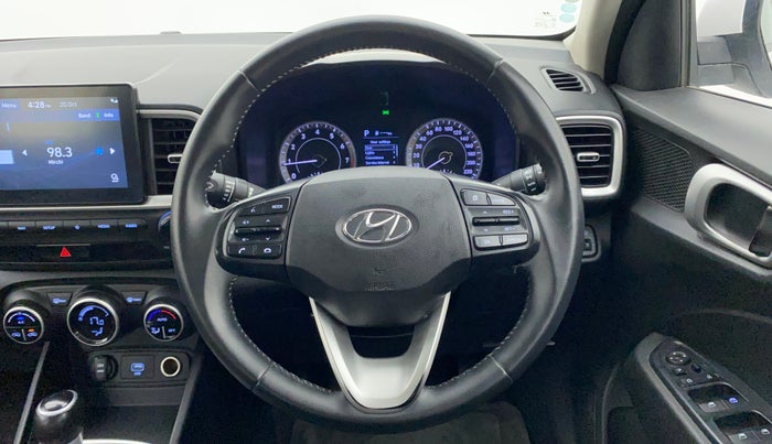 2020 Hyundai VENUE SX PLUS 1.0 TURBO DCT, Petrol, Automatic, 25,400 km, Steering Wheel Close Up