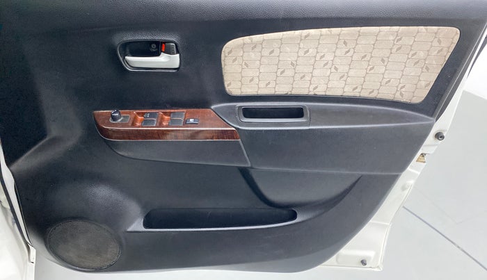 2016 Maruti Wagon R 1.0 VXI, Petrol, Manual, 25,451 km, Driver Side Door Panels Control