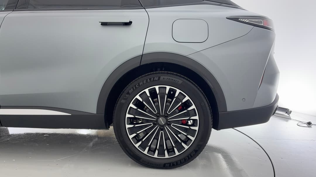 2025 Omoda 9 Shs Virtue AWD, Automatic, 14629 km, Left Rear Wheel