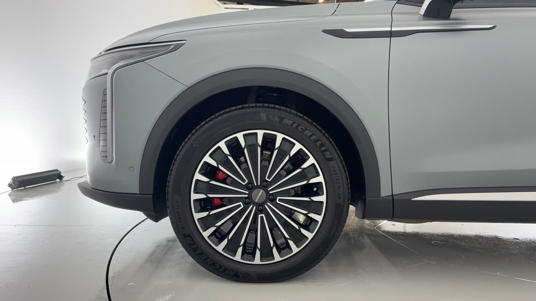 2025 Omoda 9 Shs Virtue AWD, Automatic, 14629 km, Left Front Wheel
