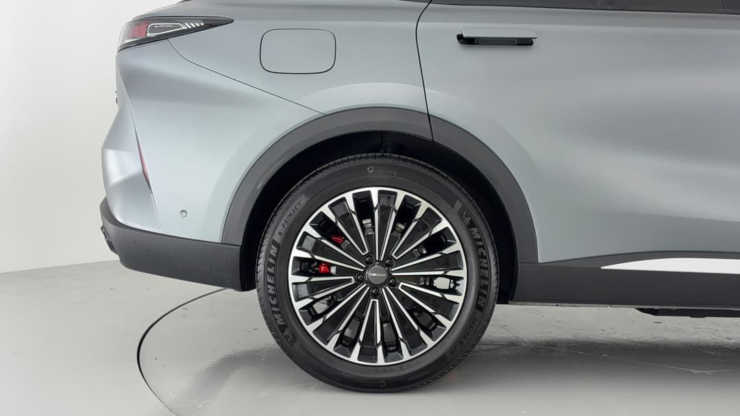 2025 Omoda 9 Shs Virtue AWD, Automatic, 14629 km, Right Rear Wheel