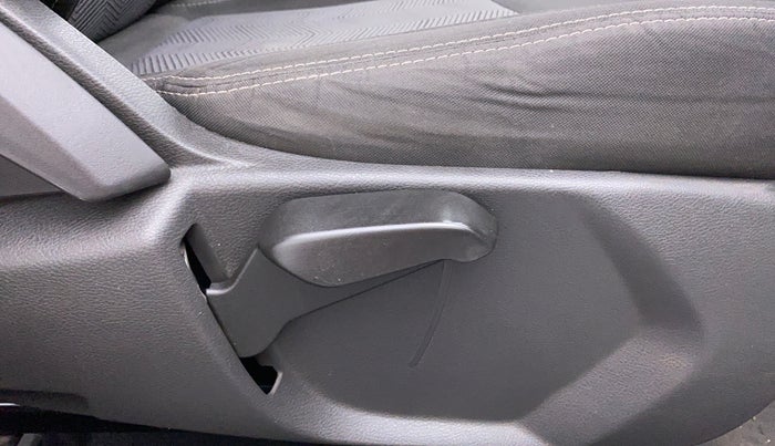 2016 Ford New Figo 1.5 TITANIUM AT PETROL, Petrol, Automatic, 21,357 km, Driver Side Adjustment Panel