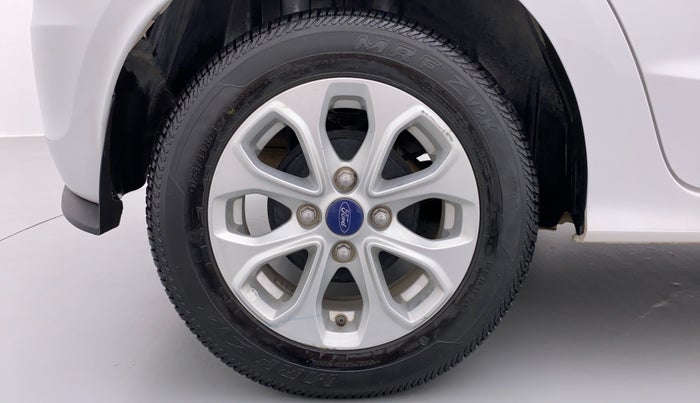 2016 Ford New Figo 1.5 TITANIUM AT PETROL, Petrol, Automatic, 21,357 km, Right Rear Wheel