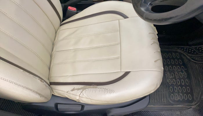 2015 Hyundai Grand i10 ASTA 1.2 KAPPA VTVT, Petrol, Manual, 96,610 km, Driver seat - Cover slightly torn