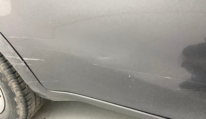 2014 Maruti Ritz ZXI, Petrol, Manual, 75,773 km, Right rear door - Minor scratches