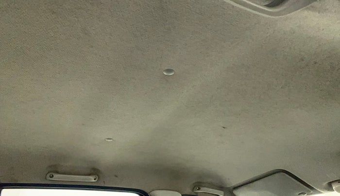 2016 Maruti Alto K10 VXI, Petrol, Manual, 52,195 km, Ceiling - Roof lining is slightly discolored