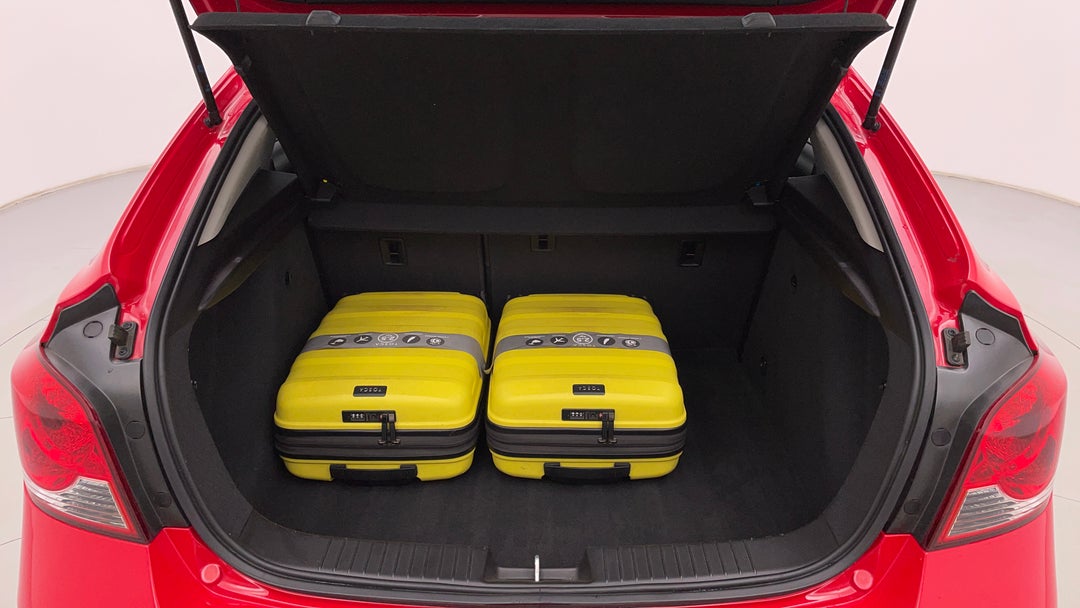 2015 Holden Cruze Sri V, Automatic, 58010 km, Boot Inside View with Luggage