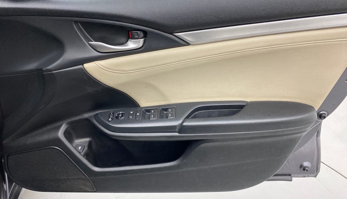 2019 Honda Civic 1.8L I-VTEC ZX CVT, Petrol, Automatic, 51,426 km, Driver Side Door Panels Control