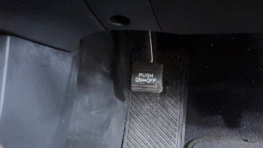 2017 Hyundai Santa Fe Active (4x4), Automatic, 107143 km, Handbrake