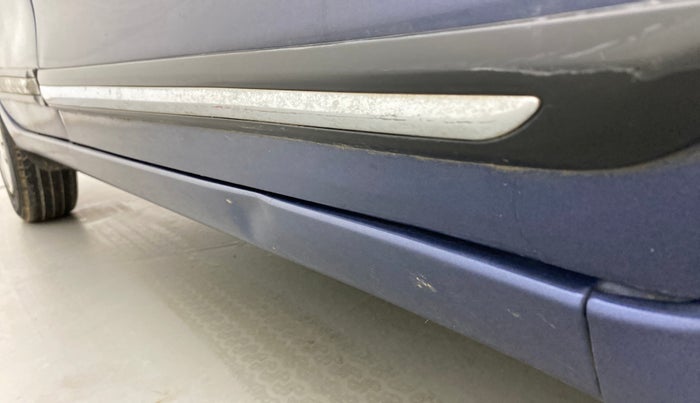 2021 Maruti Dzire VXI, Petrol, Manual, 58,886 km, Right running board - Slightly dented