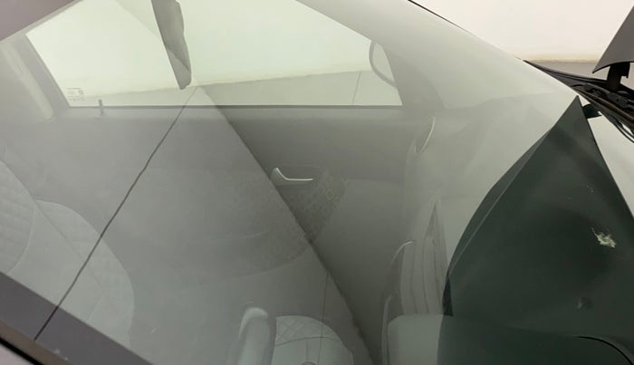 2016 Maruti Alto 800 LXI, Petrol, Manual, 94,541 km, Front windshield - Minor spot on windshield