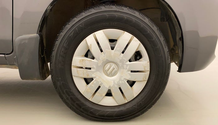 2020 Maruti Alto VXI, Petrol, Manual, 69,667 km, Right Front Wheel