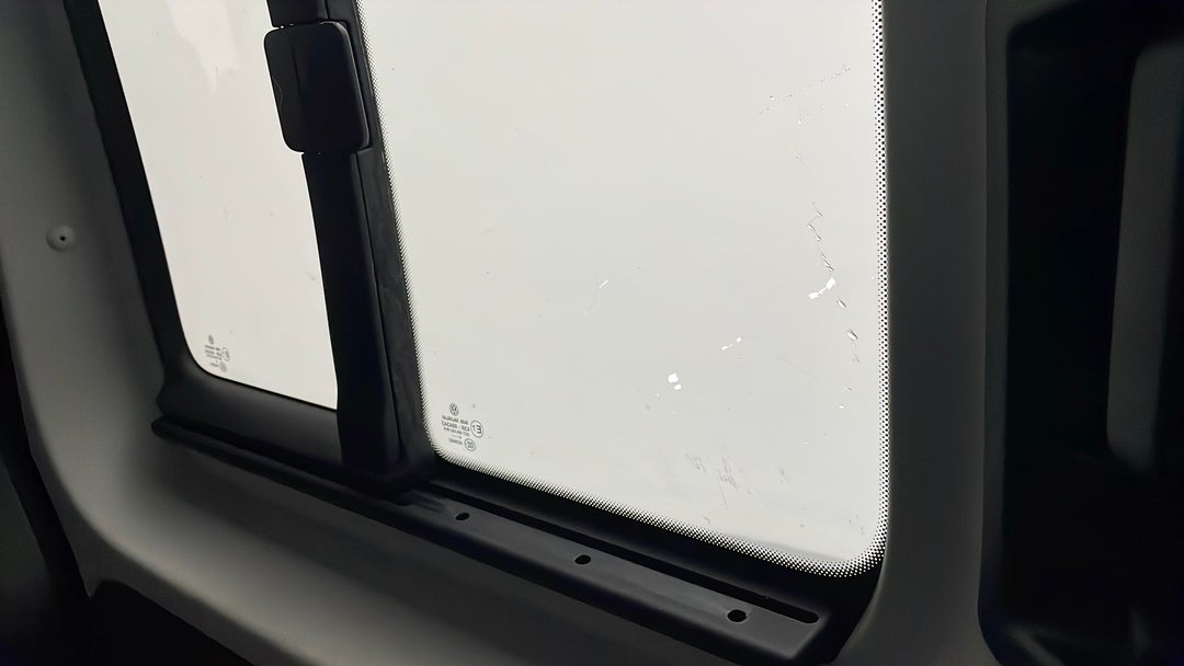 2015 Volkswagen Caddy Tdi250 Trendline, Automatic, 121203 km, Window Glass Rear LHS Tinting Scratched