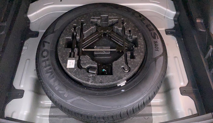 2017 Hyundai Creta 1.6 SX PLUS PETROL, Petrol, Manual, 75,451 km, Spare Tyre
