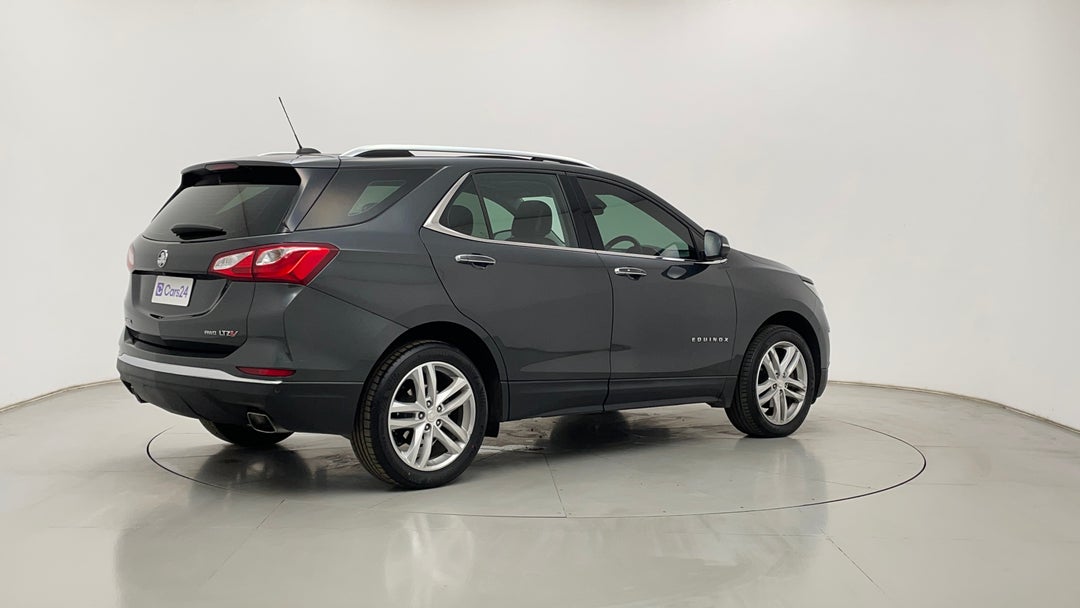 Right Back Diagonal (45- Degree) View