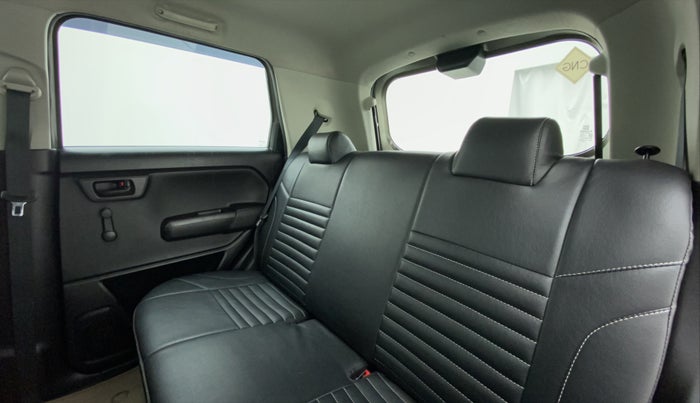2021 Maruti New Wagon-R 1.0 Lxi (o) cng, CNG, Manual, 36,016 km, Right Side Rear Door Cabin