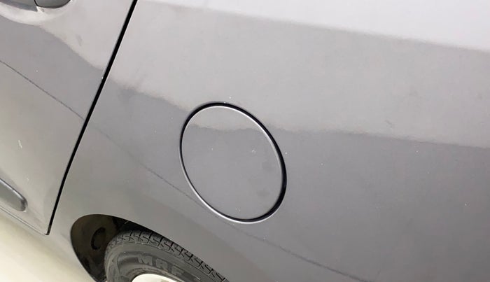 2017 Hyundai Xcent SX 1.2, CNG, Manual, 66,650 km, Left quarter panel - Minor scratches