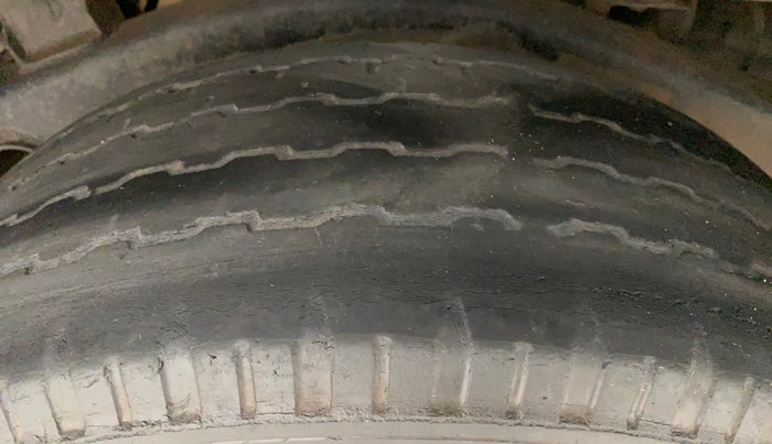 2017 Mahindra Thar CRDE 4X4 AC, Diesel, Manual, 39,422 km, Left Rear Tyre Tread